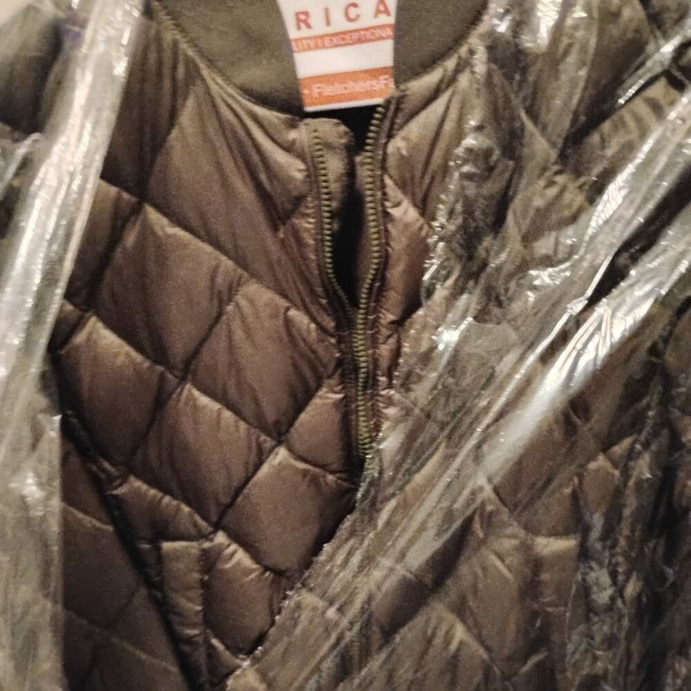 TNA Quilted Bomber Jacket in Khaki - Picture 3 of 4